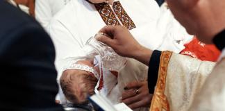 Можно ли крестить ребенка в пост?